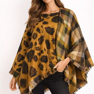 Vince Camuto Multicolor Patterned Poncho